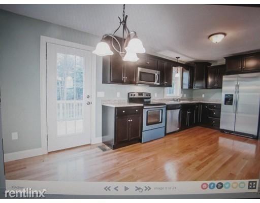 711 Plymouth St #5 - Photo 2 of 6