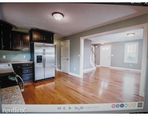 711 Plymouth St #5 - Photo 3 of 6