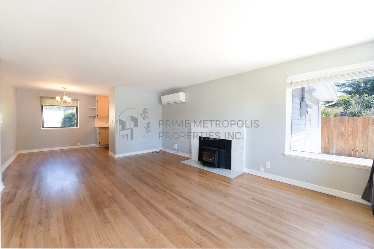 410 South 116th Street Seattle WA 98168 #1 - Photo 3 of 19