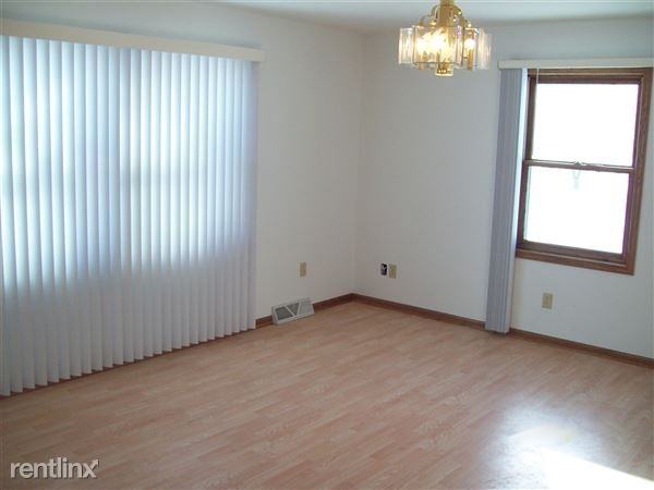 2585 Door Creek Rd - Photo 2 of 3