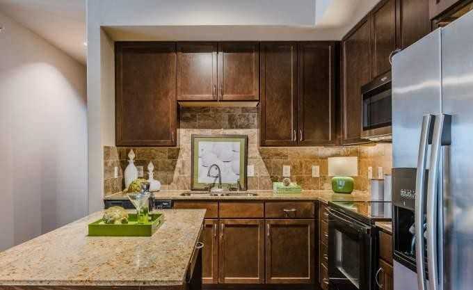 7457 La Vista Dr - Photo 3 of 10