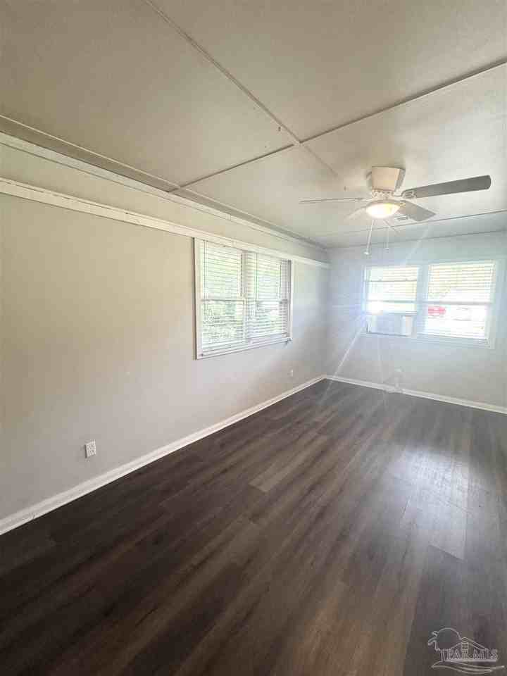 802 Blue Springs Dr - Photo 6 of 23