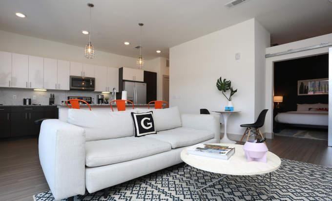 1639 Lyte St - Photo 2 of 10