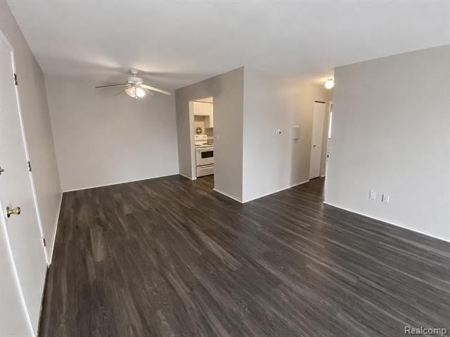 1880 Axtell Dr #2 - Photo 7 of 24