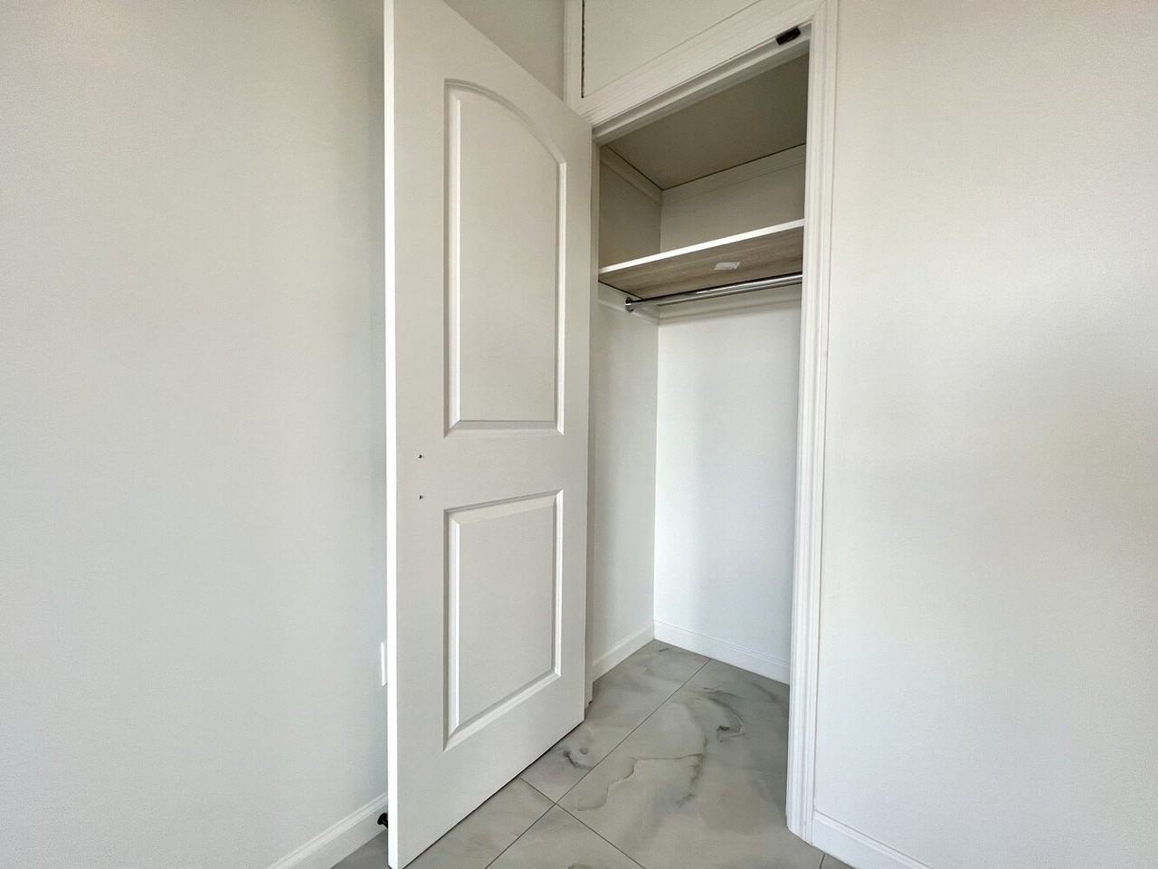 47 -14 Ditmars Boulevar #2 - Photo 6 of 10