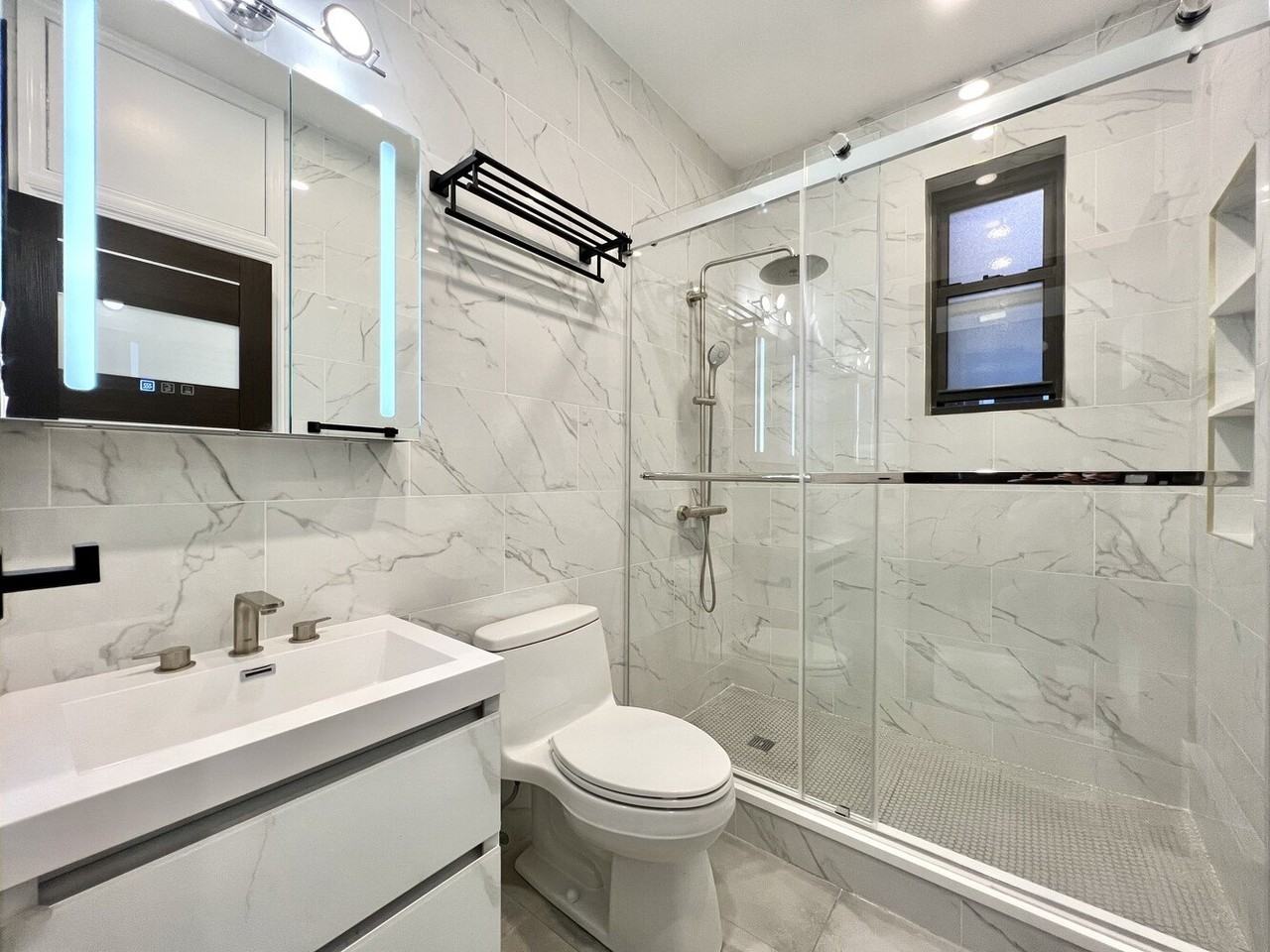 47 -14 Ditmars Boulevar #2 - Photo 7 of 10