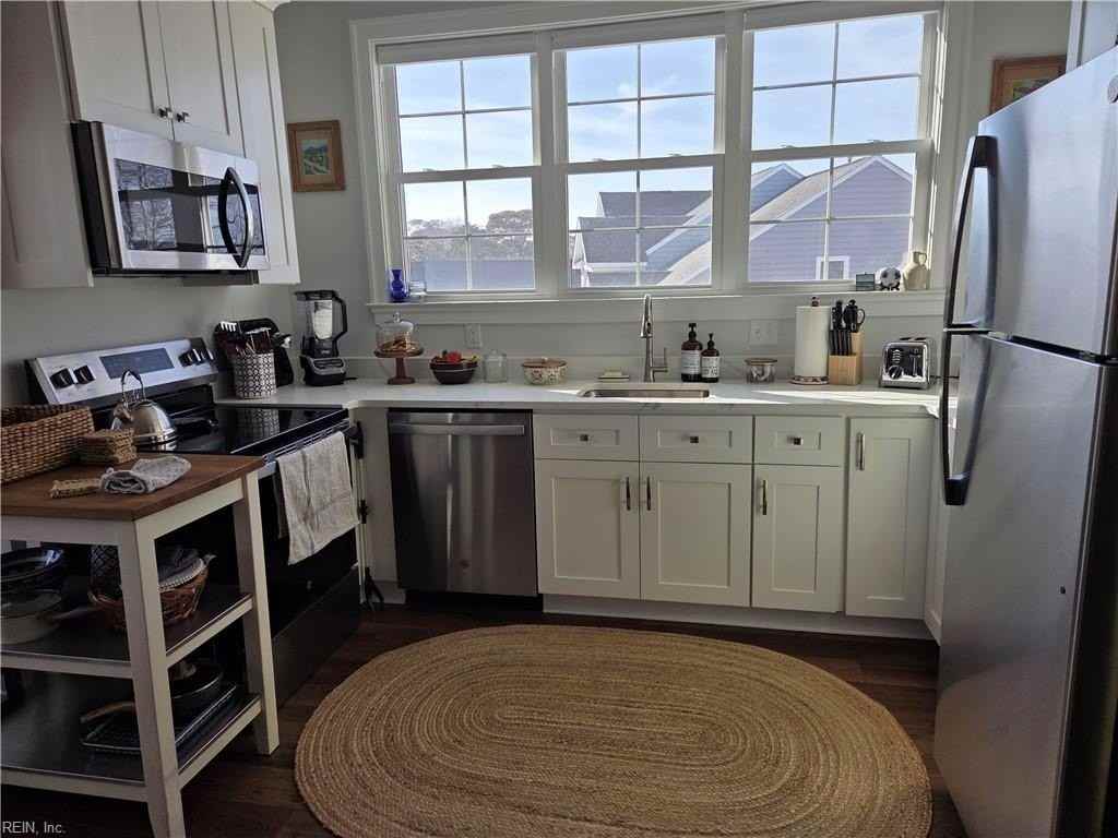 401 Virginia Ave - Photo 3 of 15