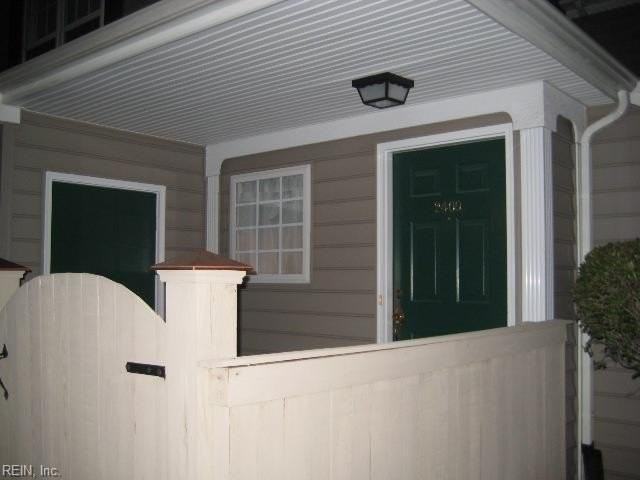2409 Old Greenbrier Rd - Photo 3 of 15