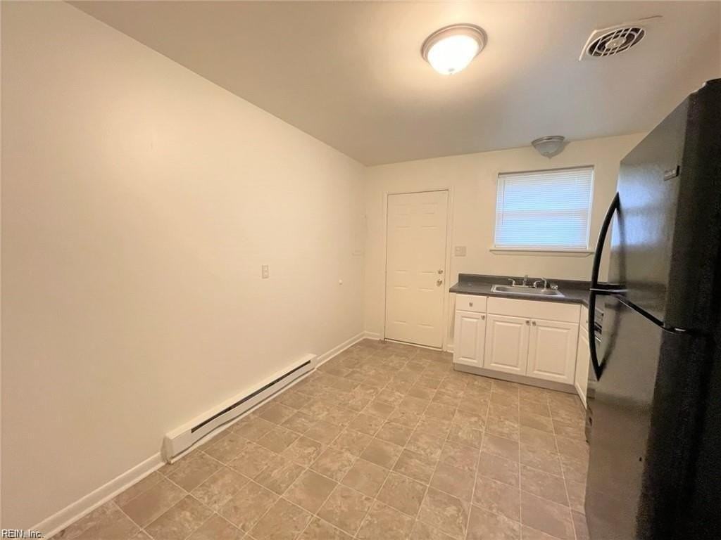 2018 Pond Ln - Photo 5 of 10