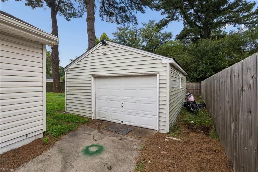507 Bunche Blvd - Photo 5 of 39