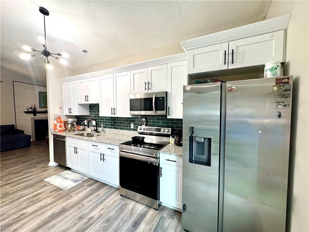 1408 Petrell Ct - Photo 4 of 17