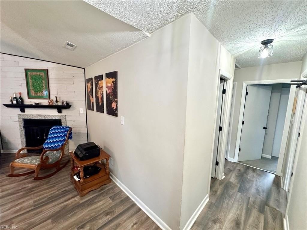1408 Petrell Ct - Photo 6 of 17
