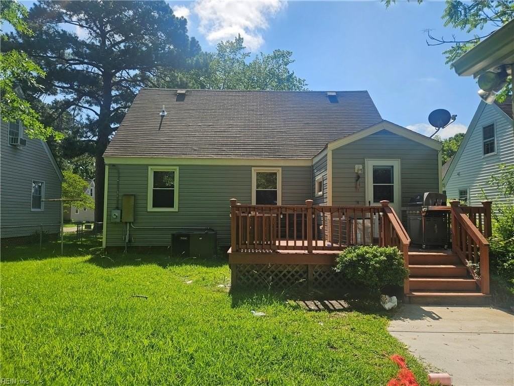 2615 Somme Ave - Photo 3 of 9