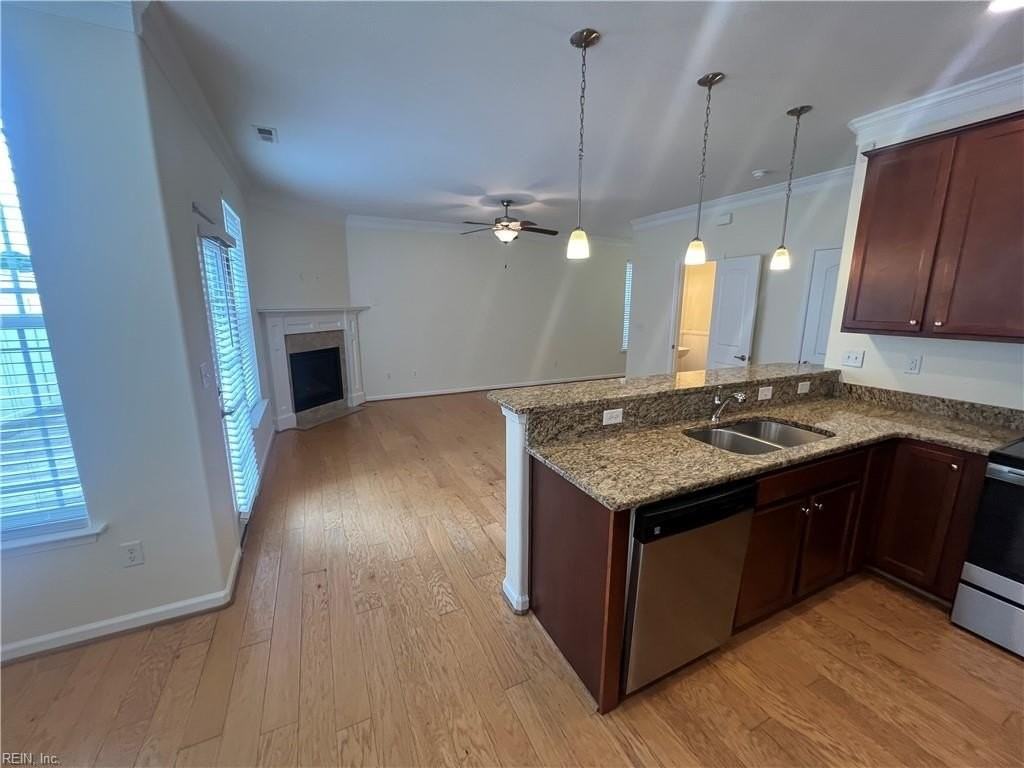 5501 Curtis Breathwaite Ln - Photo 4 of 25
