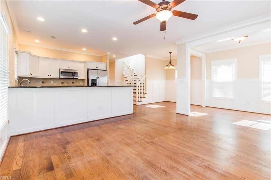 9506 24th Bay St - Photo 5 of 32