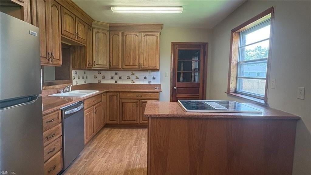 713 Willow Dr - Photo 6 of 17