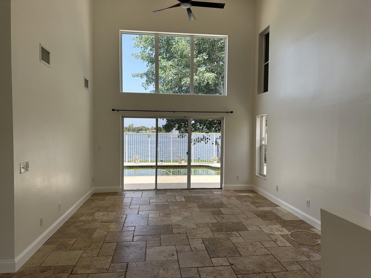 5220 Nw 53rd Ave - Photo 6 of 28