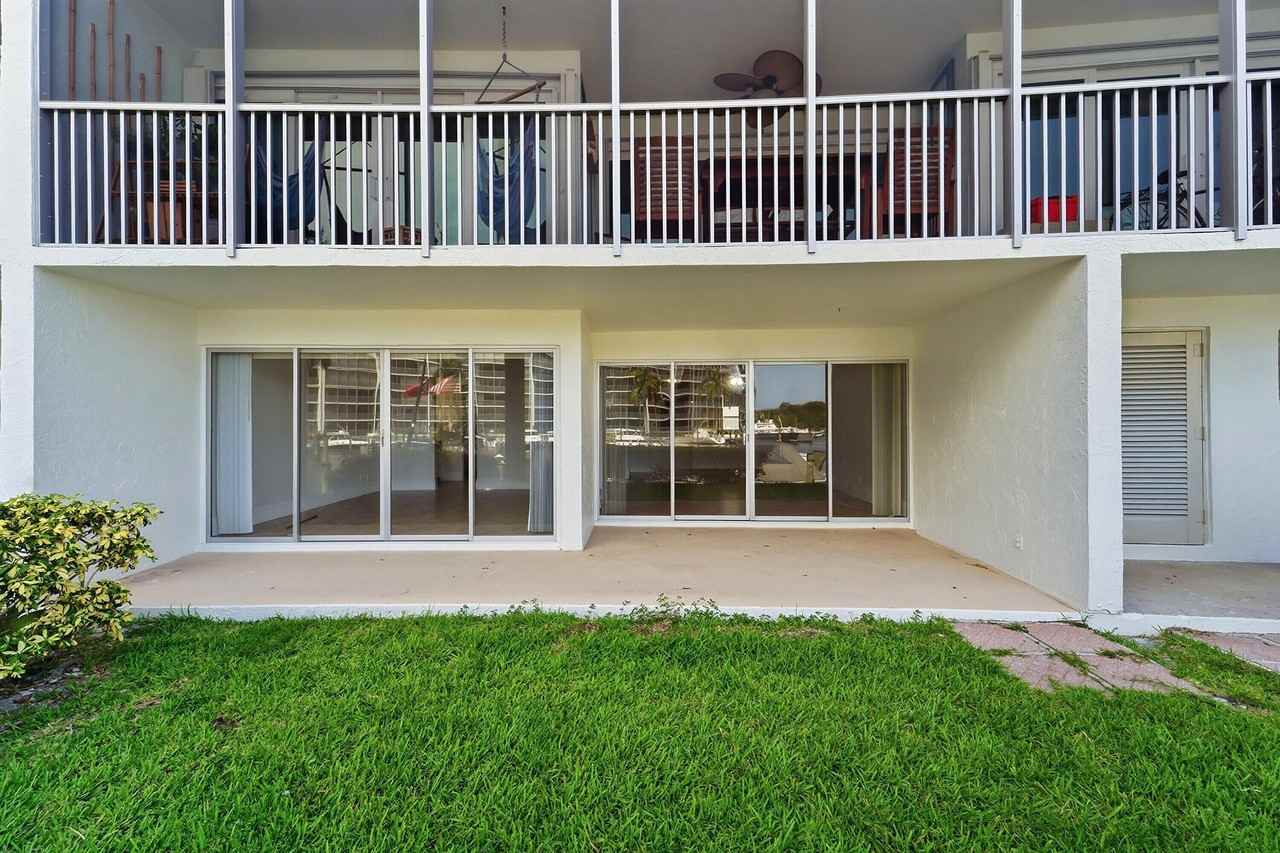 1427 E Hillsboro Blvd #123 - Photo 4 of 32