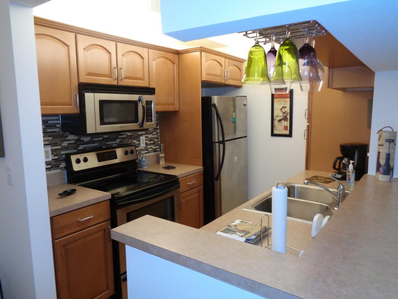2512 Se Anchorage Cv #A3 - Photo 6 of 29