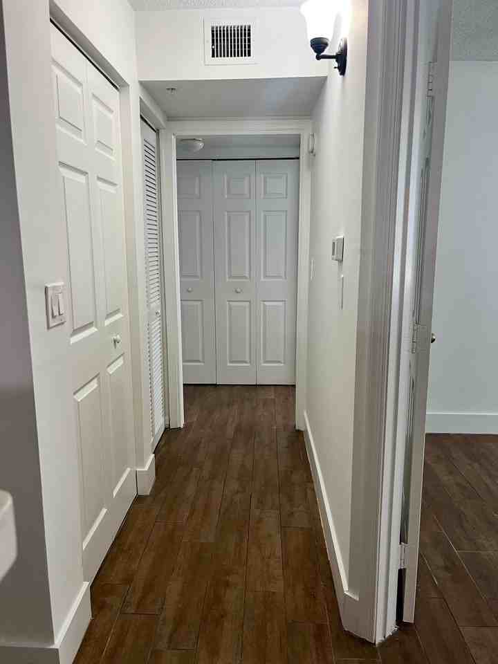 631 Sw 111th Ln #102 - Photo 6 of 13