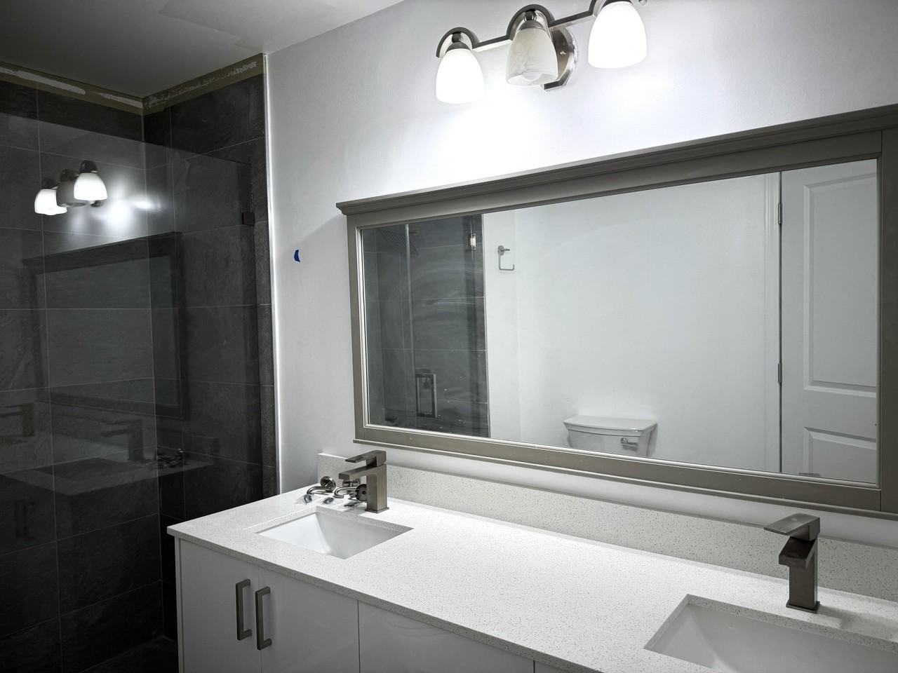 855 Nw 80th Way #6 - Photo 4 of 10
