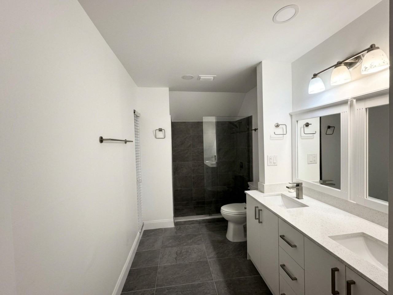855 Nw 80th Way #6 - Photo 6 of 10