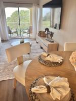 featured image of 2060 Greenview Shores Blvd