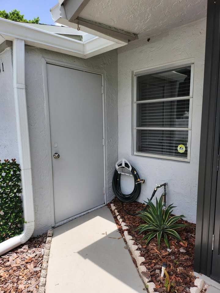 8951 Sunnywood Pl #B - Photo 2 of 48