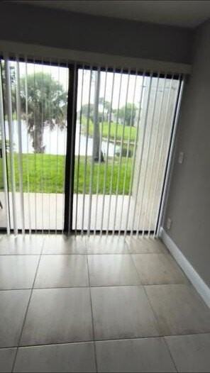 1504 Lake Crystal Dr #B - Photo 5 of 6