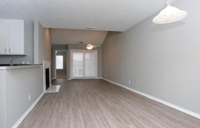 9739 Walnut Hill Ln - Photo 2 of 10