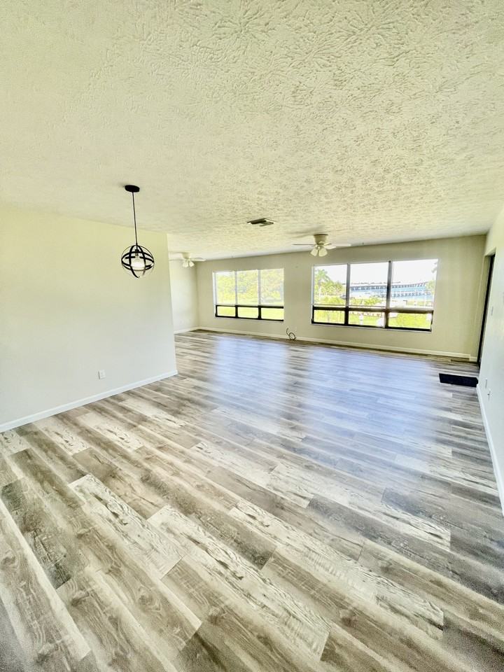 12498 Riverside Dr #205 - Photo 2 of 22