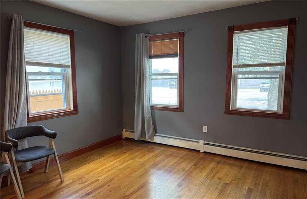 177 S Bend St #1stFL - Photo 2 of 7