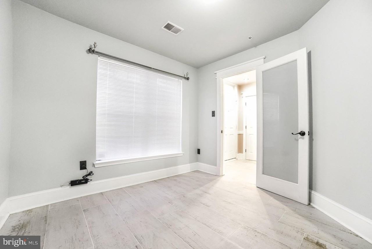 3100 Esser Pl - Photo 3 of 35