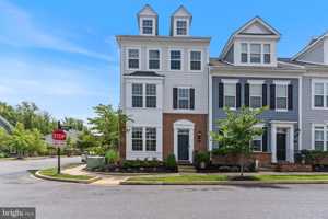 featured image of 37 Mustang Dr