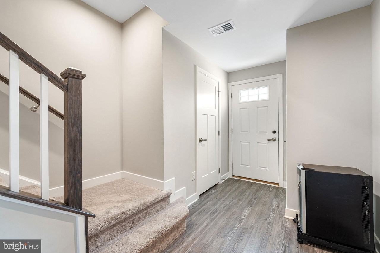 2 Sparrow Cir - Photo 3 of 24