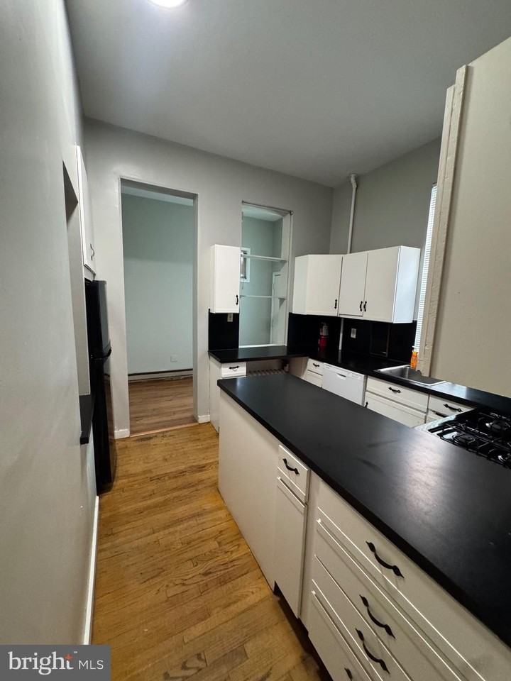 231 Boas St - Photo 7 of 31