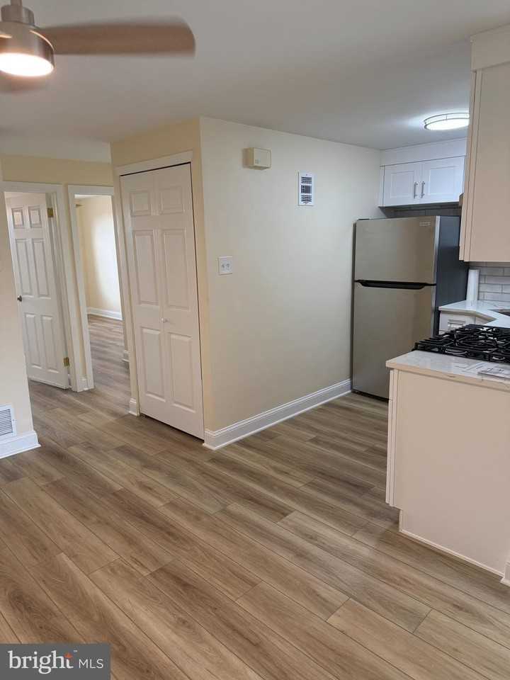 1509 Curtin St #2 - Photo 4 of 14
