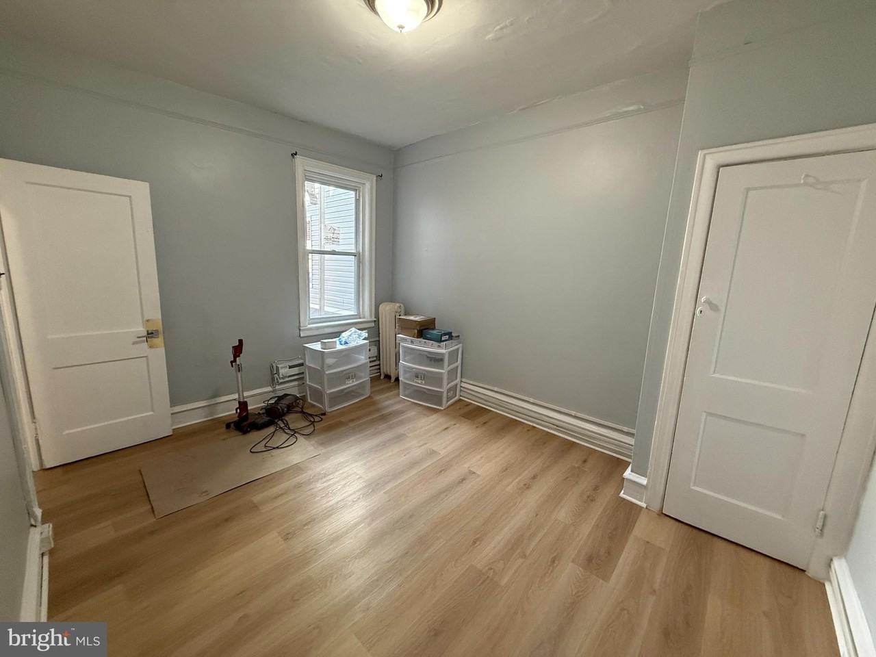 2423 E Allegheny Ave #2 - Photo 7 of 11