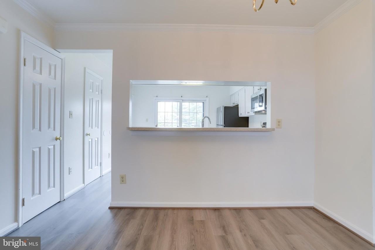 3050 S Glebe Rd - Photo 7 of 50