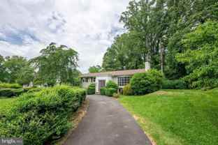 6438 Woodville Dr - Photo 1 of 1