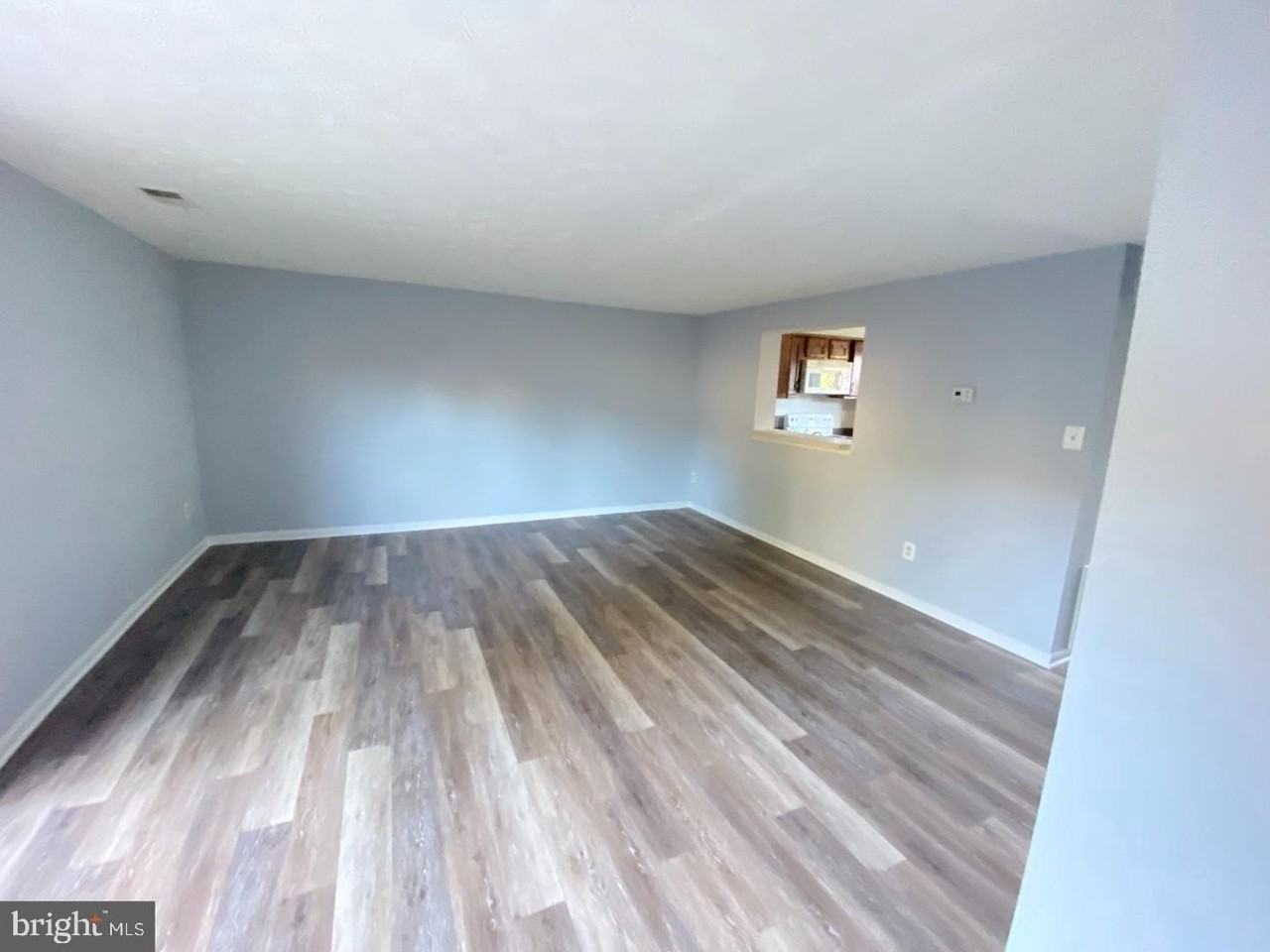 6963 Villa Del Rey Ct - Photo 6 of 10