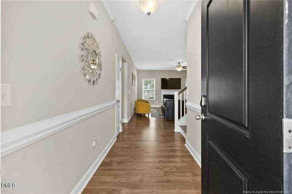 1245 Whitney Dr - Photo 4 of 22