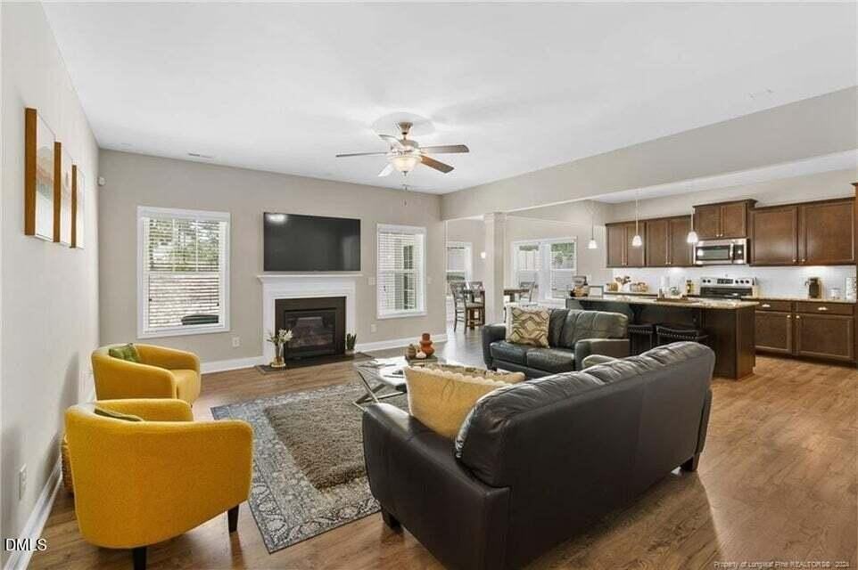 1245 Whitney Dr - Photo 5 of 22