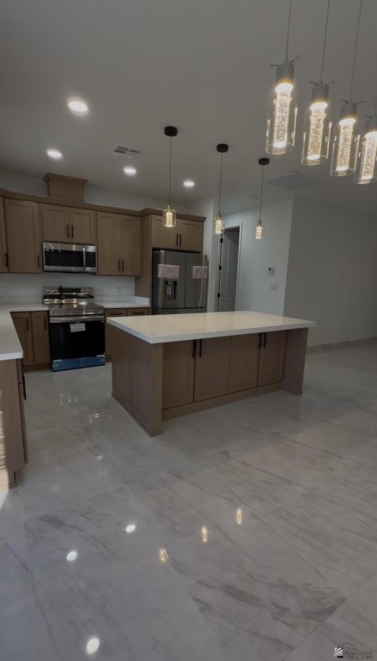 4772 E JETT ST - Photo 6 of 16