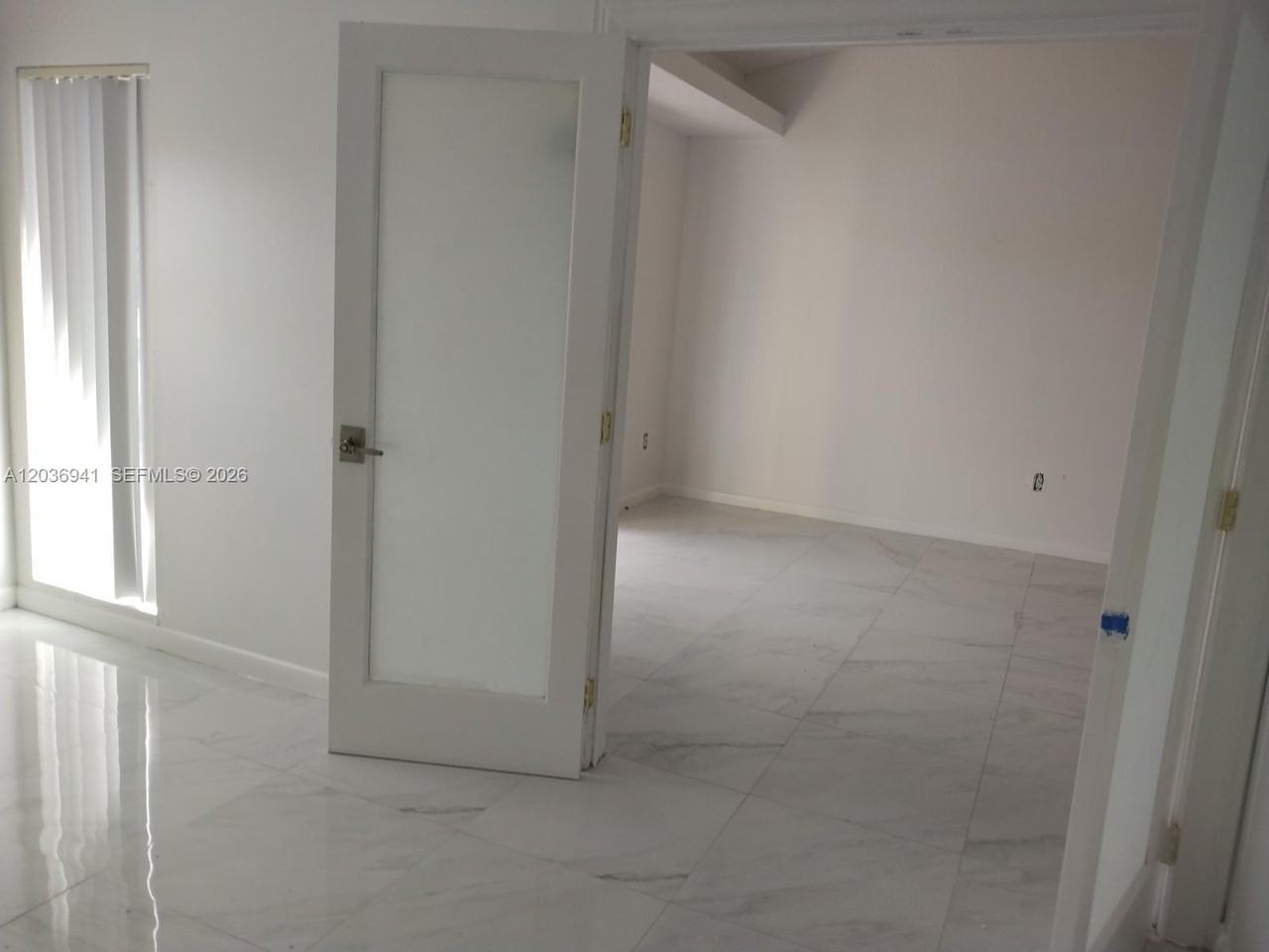 805 Sw 113th Way - Photo 7 of 8