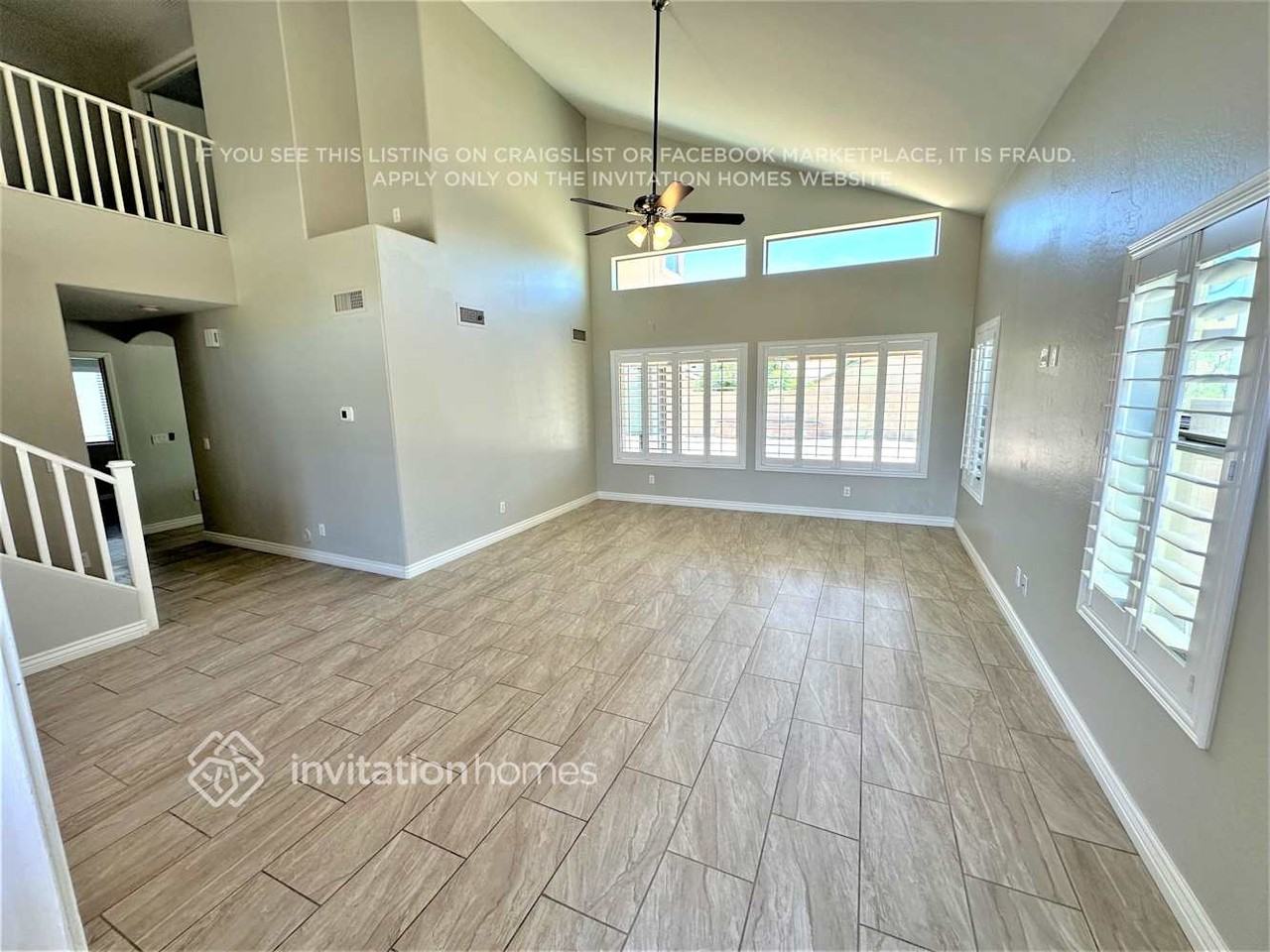 25541 W Pioneer St - Photo 2 of 14