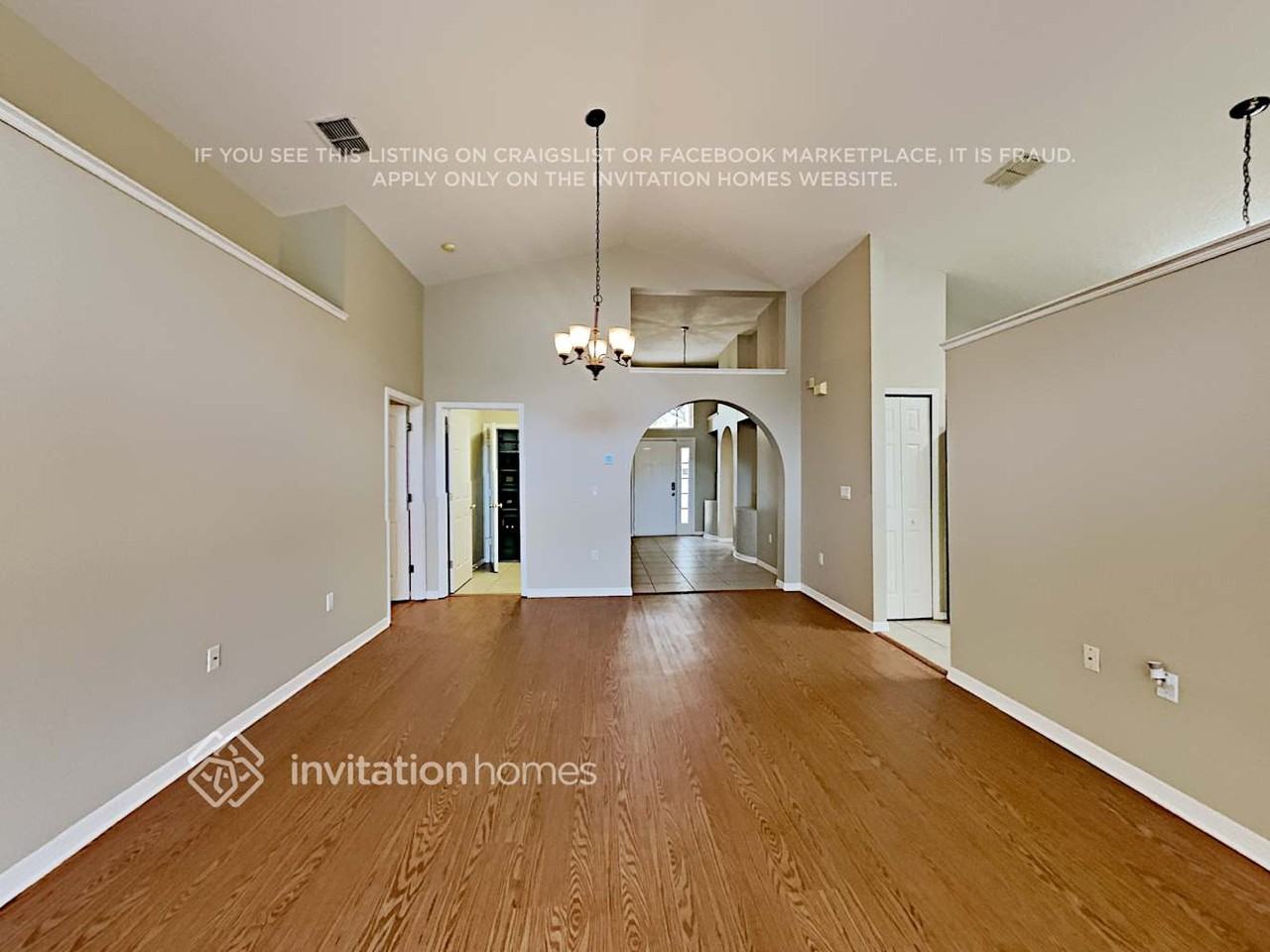 10210 Merrimac Manor Dr - Photo 4 of 16