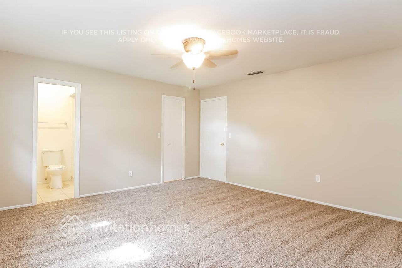7257 56th Ave N - Photo 2 of 10