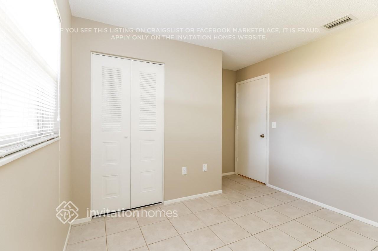 7257 56th Ave N - Photo 6 of 10