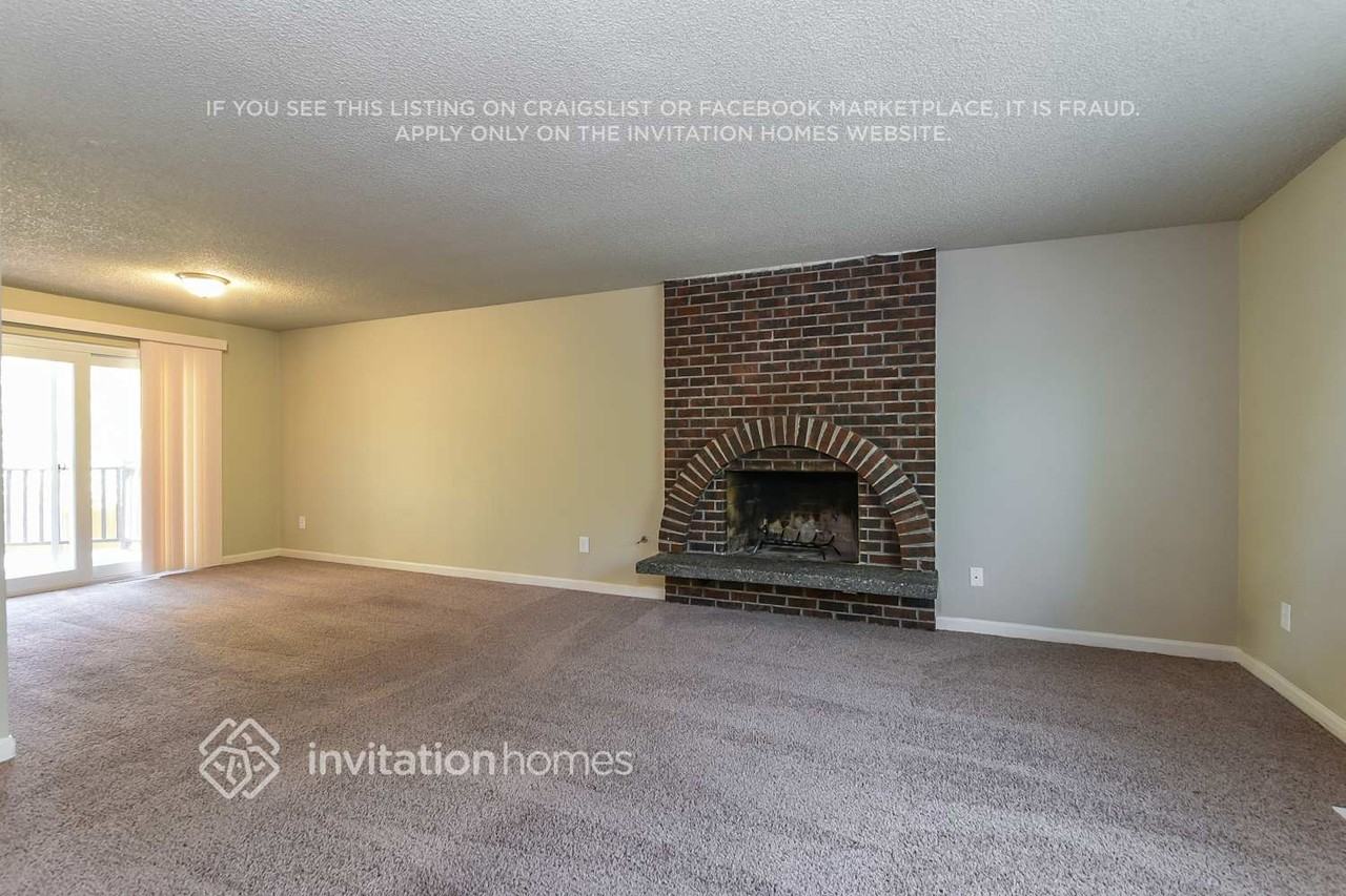 17712 159th Ave Se - Photo 3 of 18